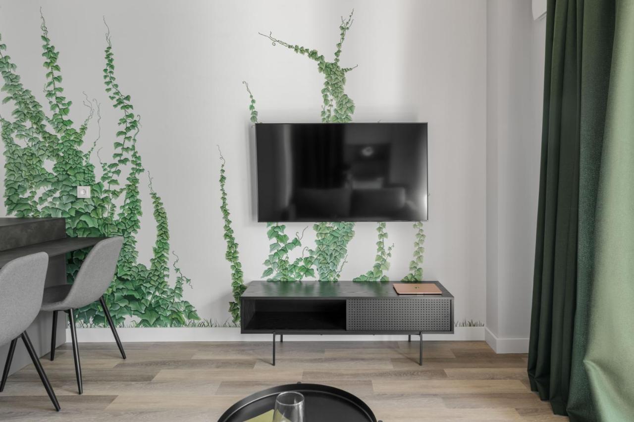 Urban Jungle Apartments By Reside Baltic VNO Exteriör bild